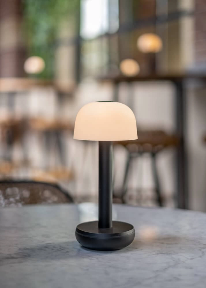 Wiederaufladbare Tischlampe Two Black Frosted Humble 7446023311366