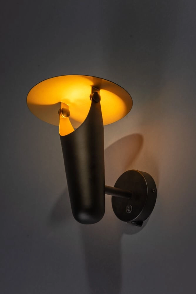 Moderne Wandleuchte The Britt schwarz mit gold ETH 8720195304418