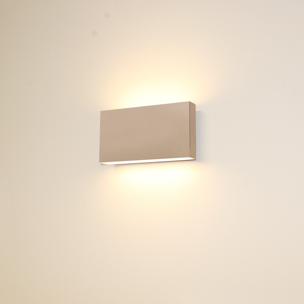 Sandwandlampe Box2 Hoch und runter