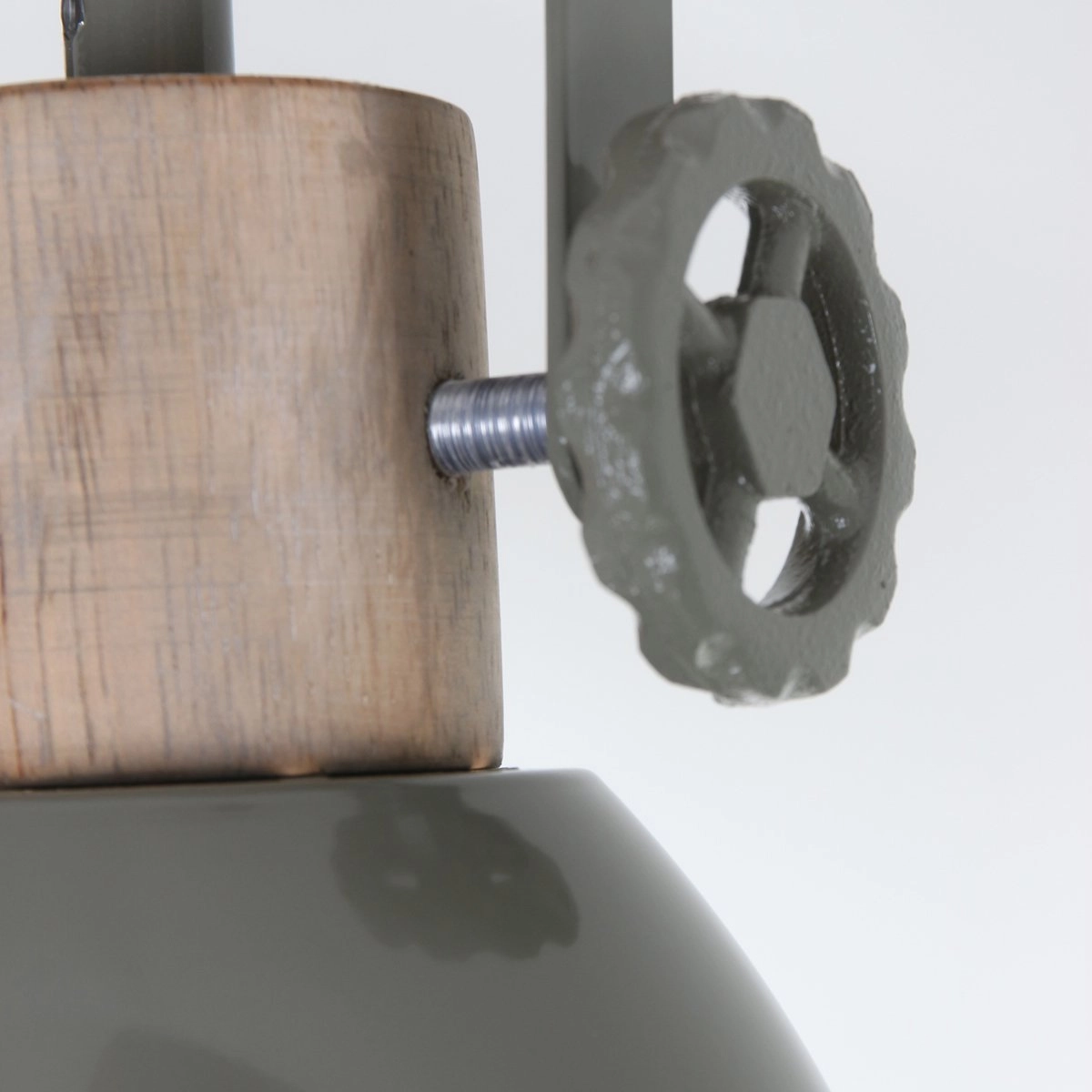 Strahler Gearwood 2 Lichtgrün mit Holzbraun Steinhauer 8712746122732