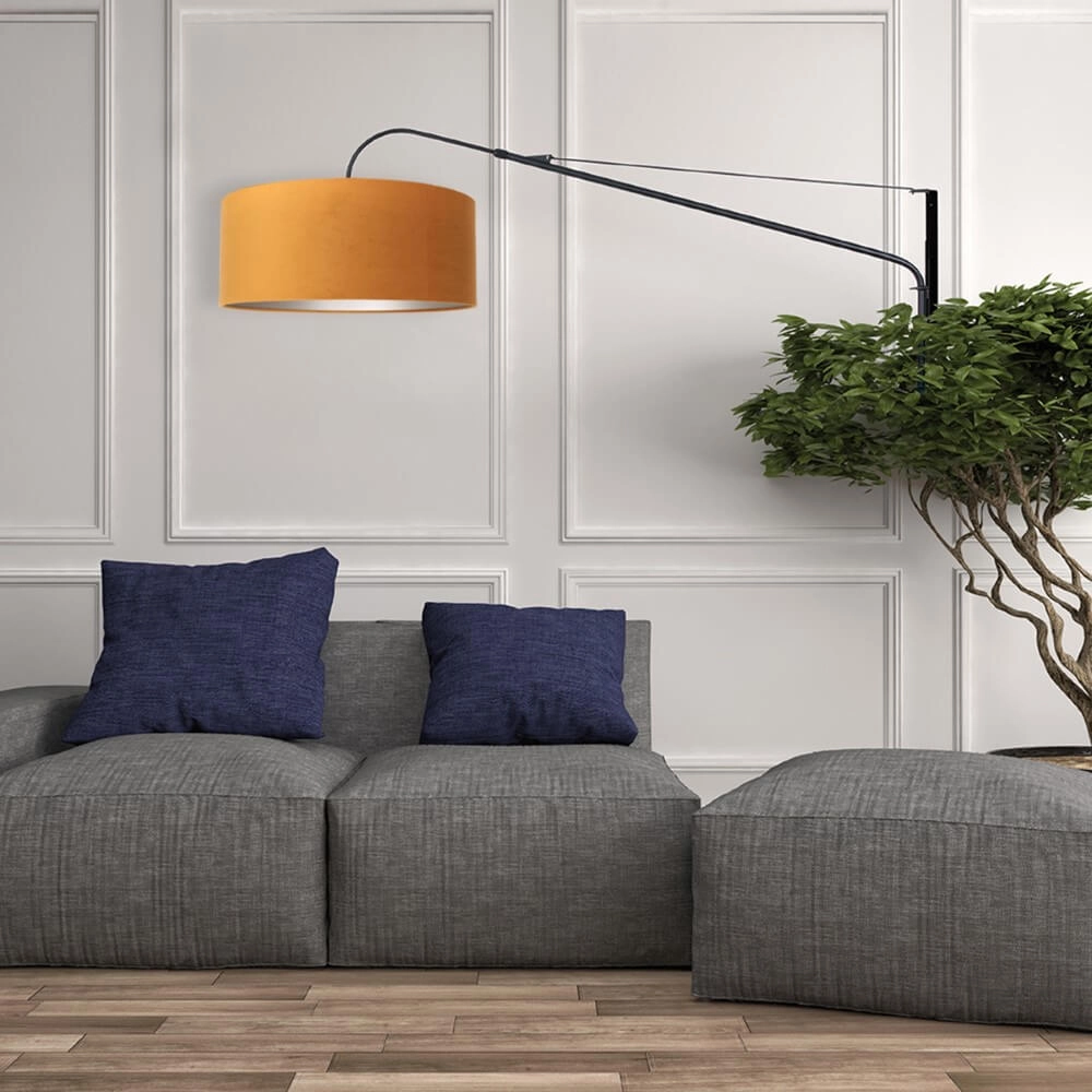 Schwarze Wandlampe Elegant Classy mit goldenem Samt Steinhauer 8712746146059