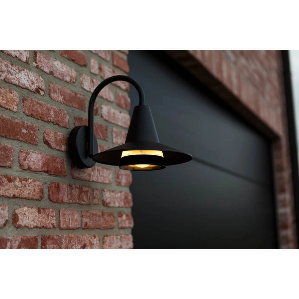 Schwarze LED-Außenleuchte Swan Lutec 6939412016351