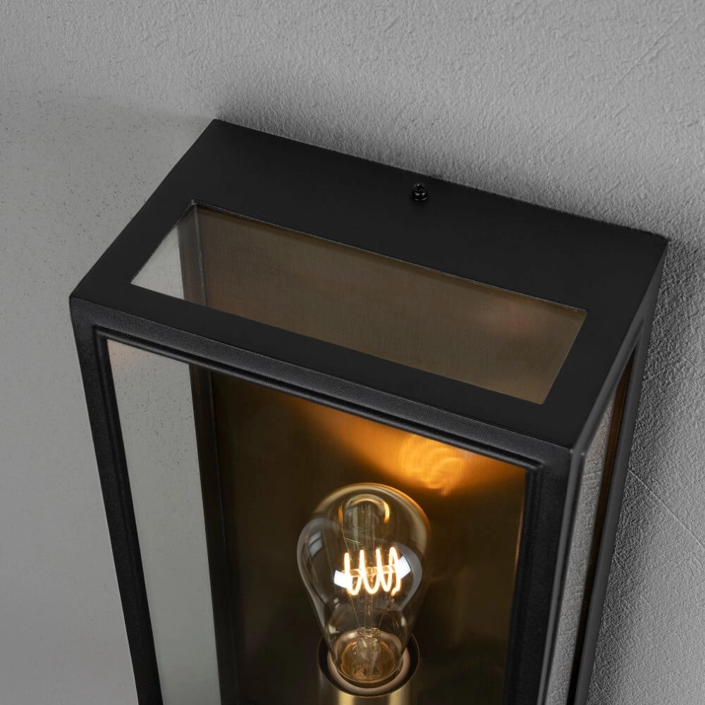 Ländliche Wandlampe Carpi schwarz mit gold KonstSmide 7318303497582