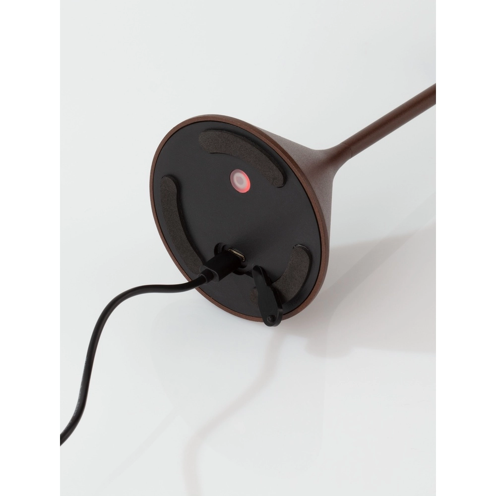 Tischlampe Dalt rostbraun wiederaufladbar mit USB Lyora 5212017477040