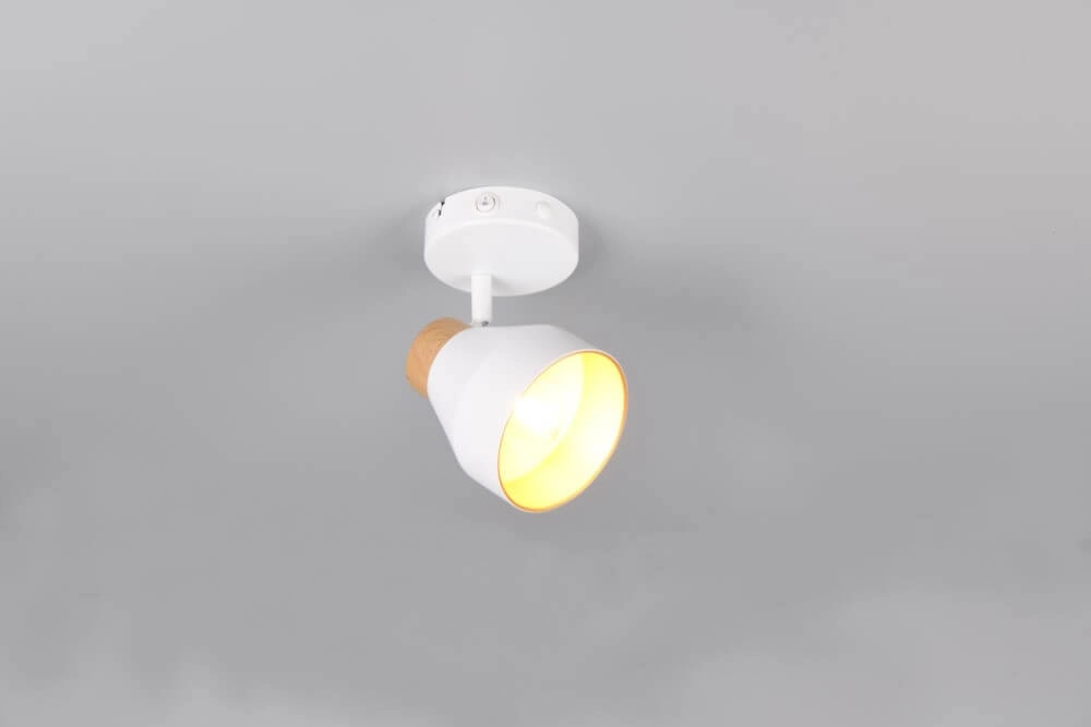 Design-Wandleuchte Valentin weiß Trio 4017807637403