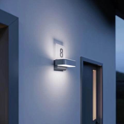 Außenlampe L820 Mit Hausnummer Steinel 4007841035754
