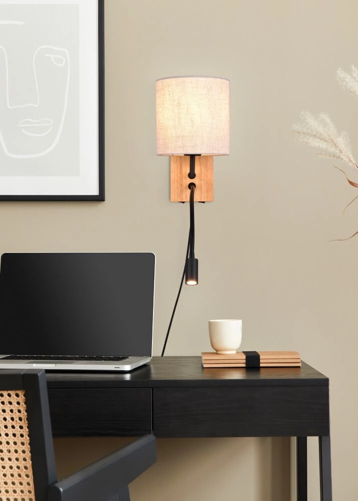 Ländliche Wandlampe Nilam runde Kapuze Trio 4017807567960
