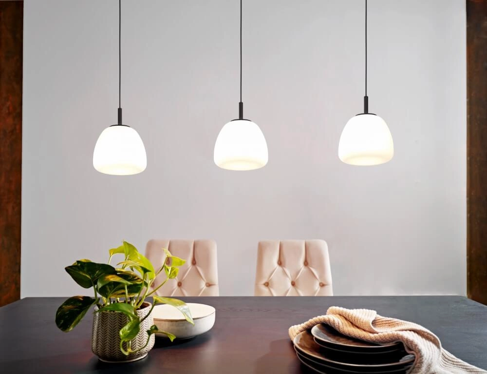 Hängelampe für das Esszimmer Balmes 3x Opalglas Stars of Light 9008606243167