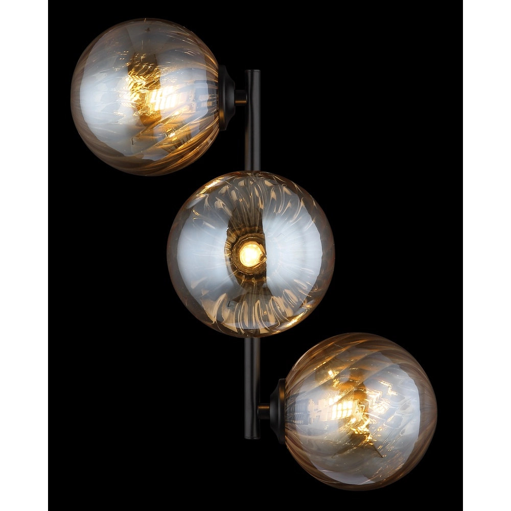 Schwarze Wandlampe Conor mit Bernsteinglas Globo 9007371515189