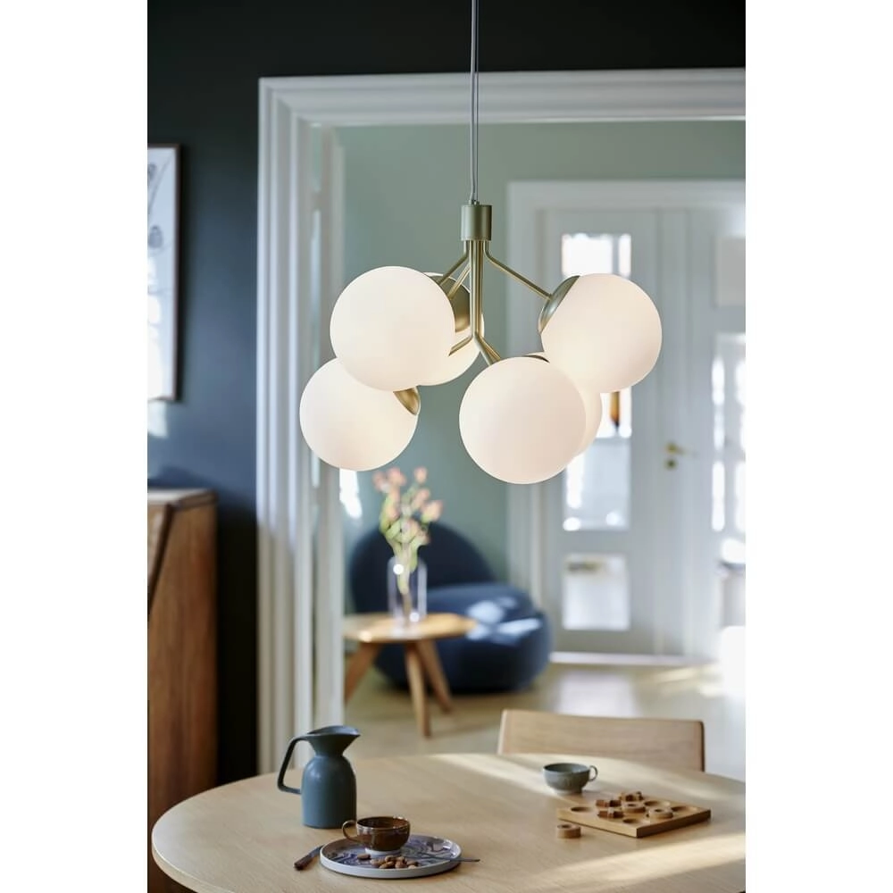6-flammige Pendelleuchte Ivona Gold mit weißem Glas Nordlux 5704924005343