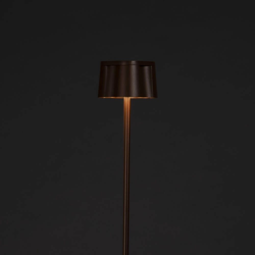 Rostbraune Stehlampe Nice für draußen KonstSmide 7318307831979