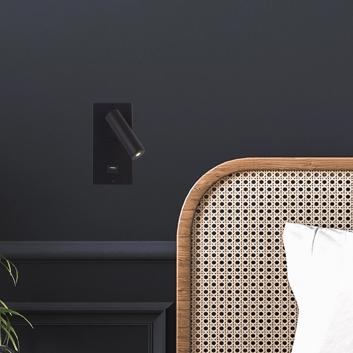 Eingebaute Nachttischlampe Victoria Schwarz mit USB Lyora 5053423308715