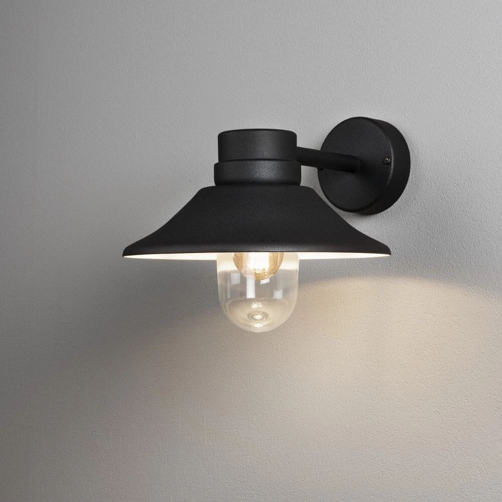 Ländliche Wandlampe Vega Schwarz KonstSmide 7318304287502