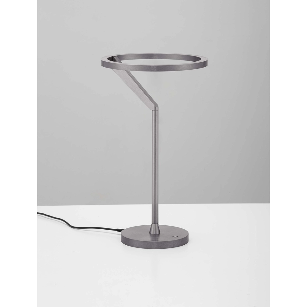 Design-Tischleuchte Tilia Nickel Lyora 5212017461988
