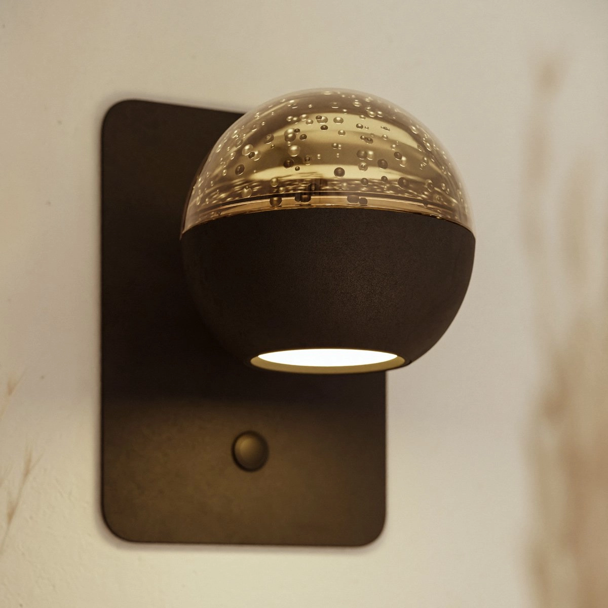 LED-Wandlampe Belluno Schwarz mit Glas – dimmbar Steinhauer 8712746183948
