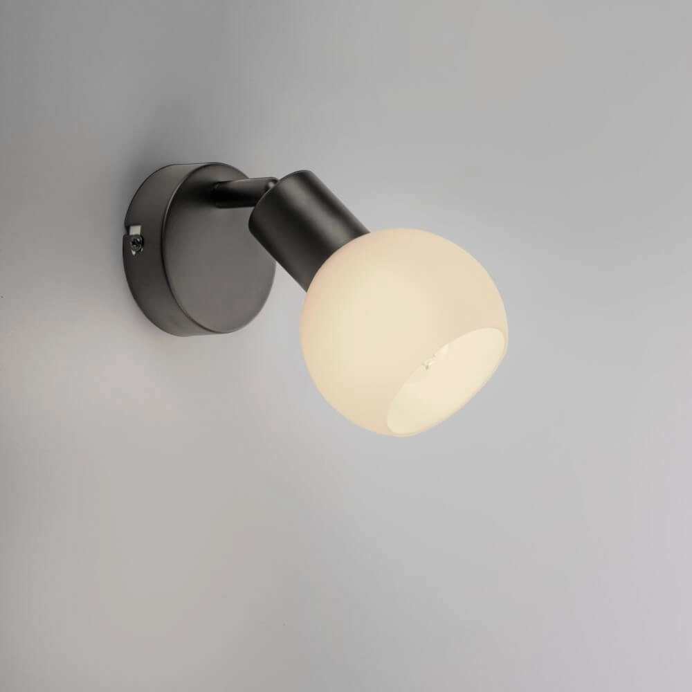 Schwarze Wandlampe Loki 1-Licht Just Light 4043689000752