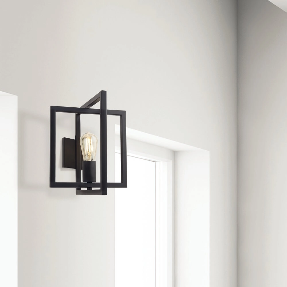 Schwarze Wandlampe Plaza Searchlight 5053423226224
