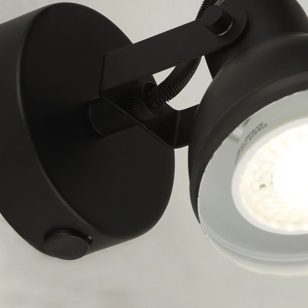 Schwarzer Spot Focus Searchlight 5053423174112