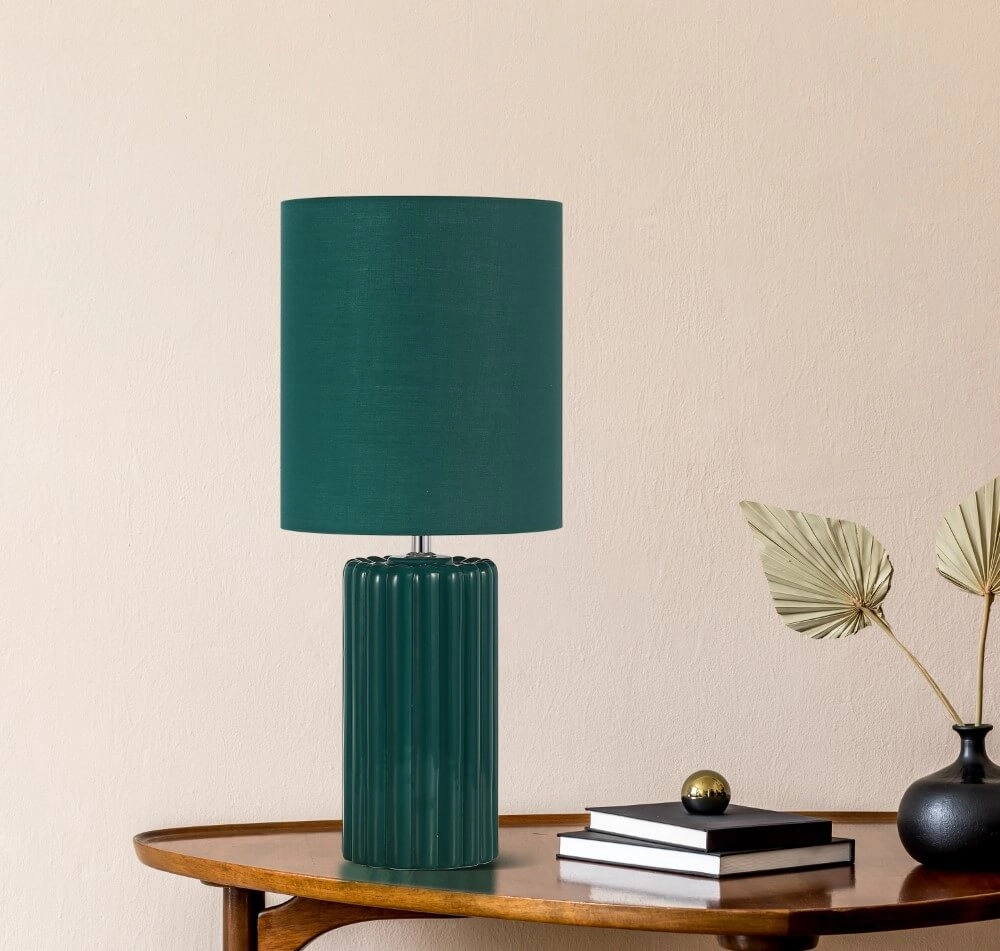 Grüne Tischlampe Groove Keramik Searchlight 5053423274058