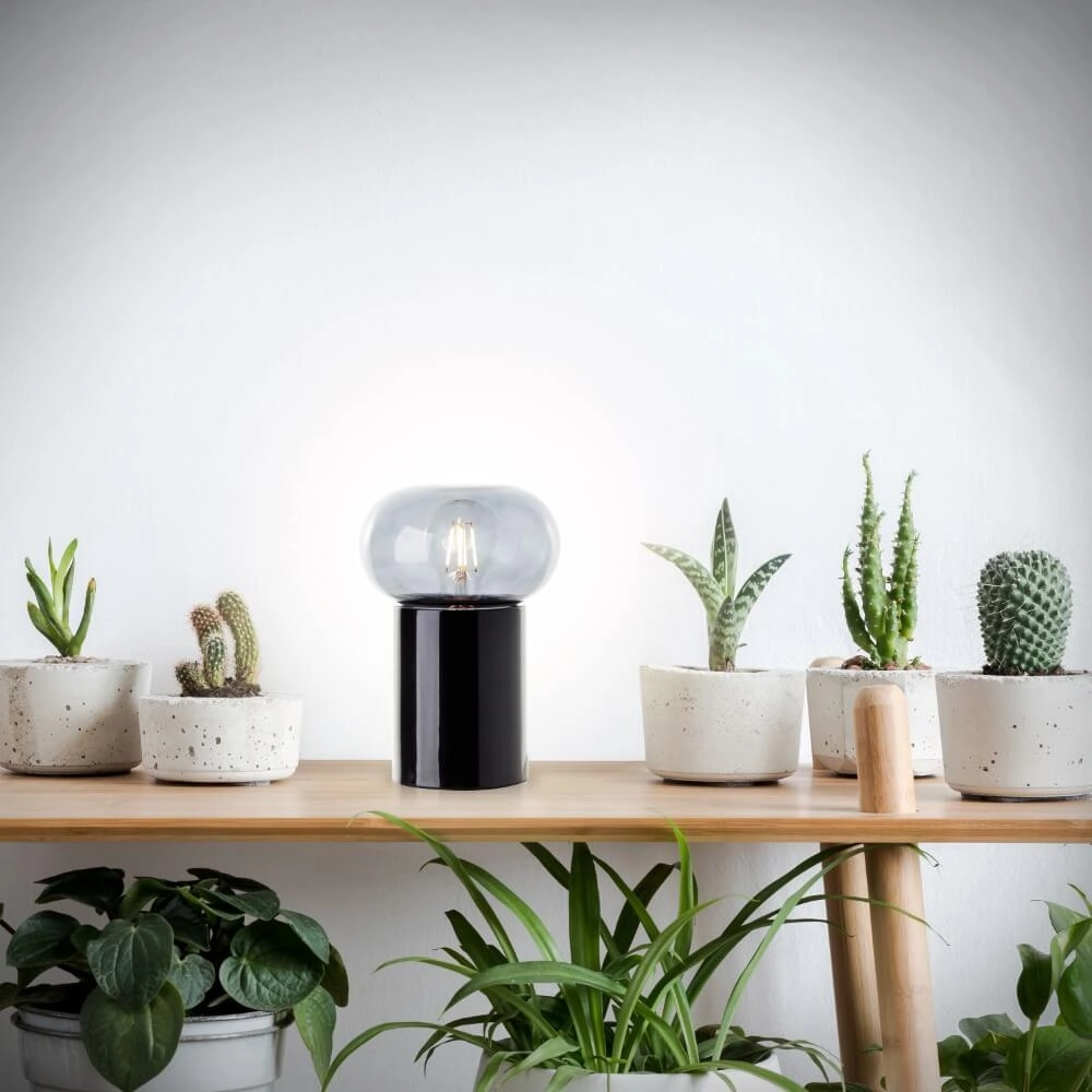 Schwarze Tischlampe Knut mit Rauchglas Brilliant 4004353430169