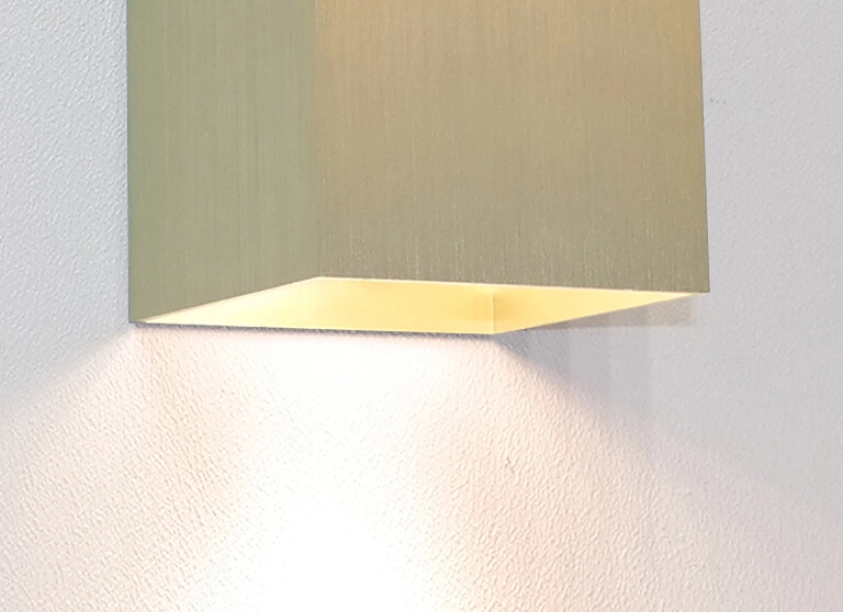 Square up & down Spot Dante2 gold Artdelight 8719831736355