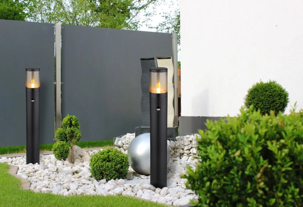 Black patio lamp Xeloo 80 cm - with sensor Globo 9007371441280