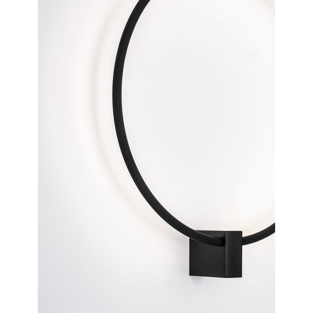 Runde Wandleuchte Cercio schwarz Lyora 5212017473677