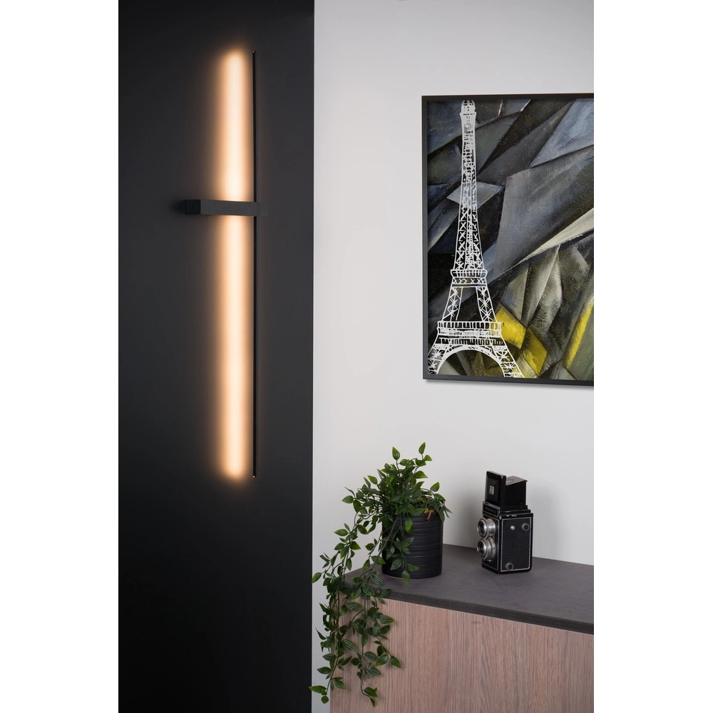 Elegante Wandlampe Segin Schwarz 90 cm Lucide 5411212126917