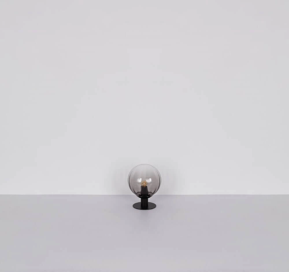 Tischlampe Dallerta schwarz mit Rauchglas Globo 9007371458561