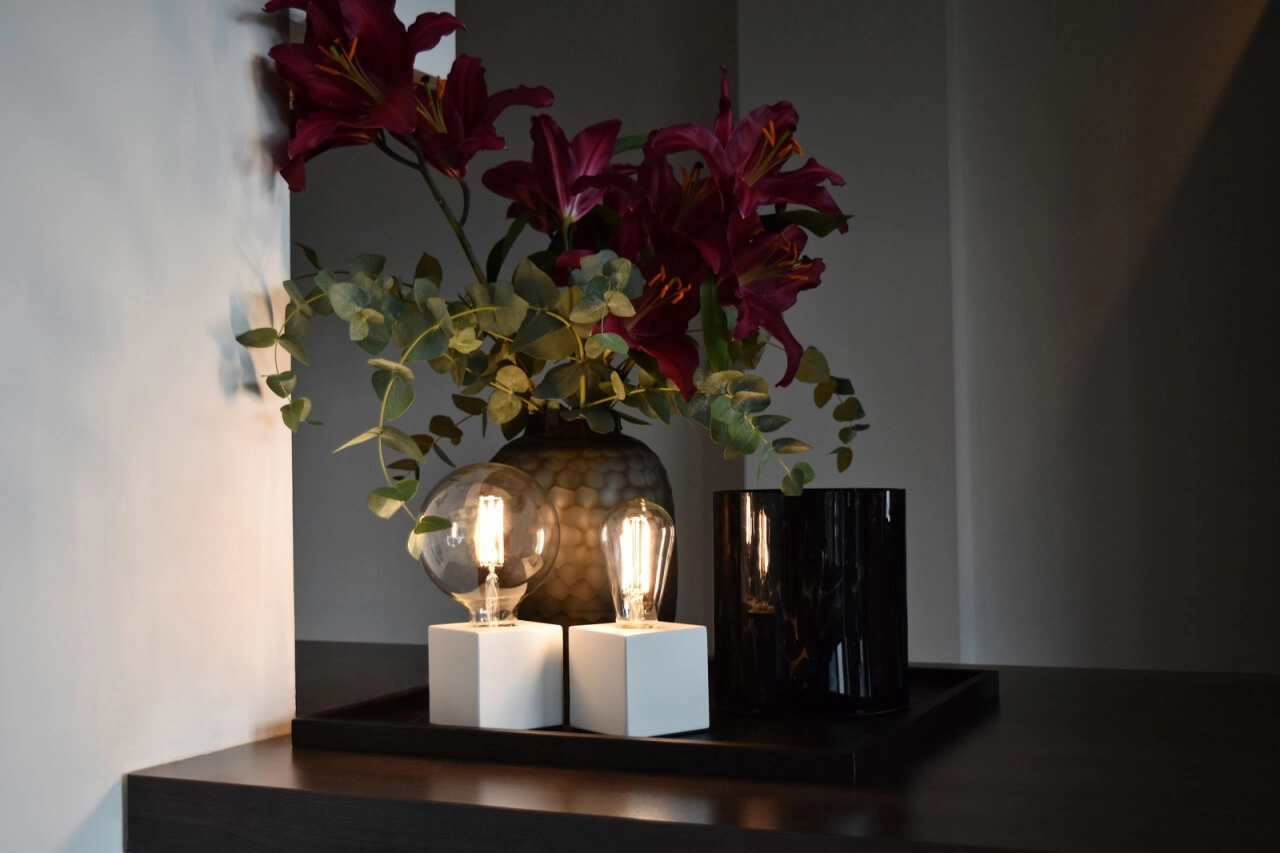 Weiße Tischlampe Calexa Circle 8712879147992