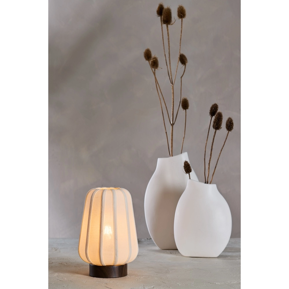 Nachttischlampe Bibury Ø 20cm – weißes Leinen Light & Living 8717807794217