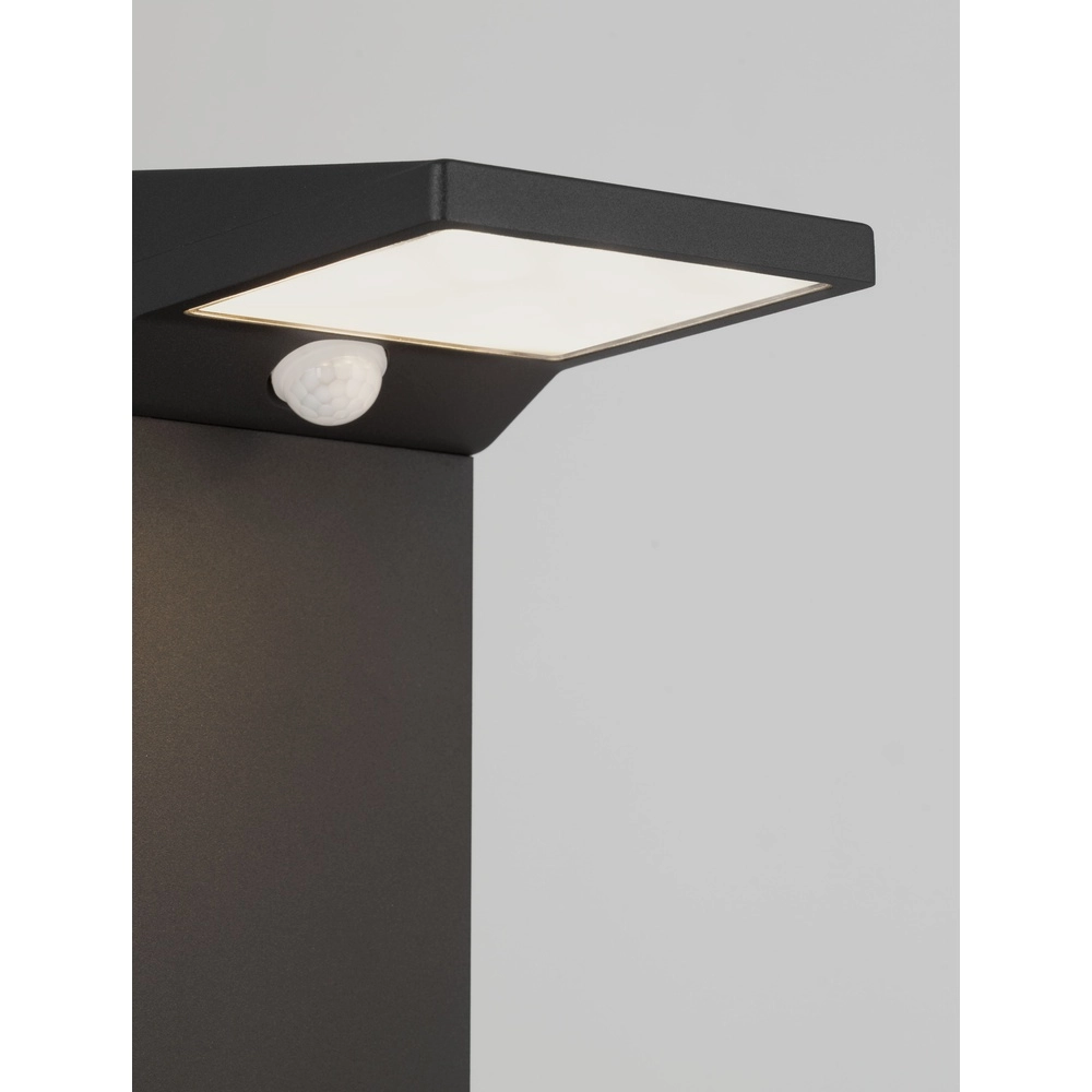 Solar-Gartenleuchte Tek schwarz Lyora 5212017479136