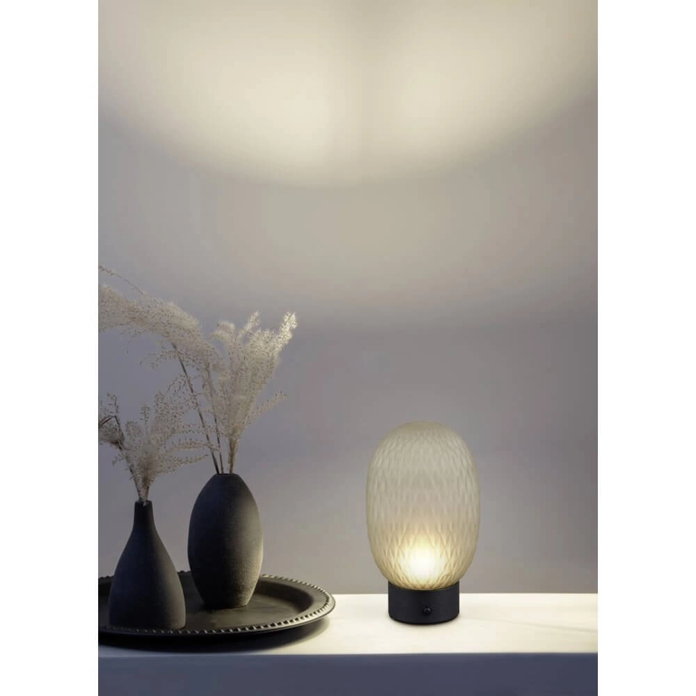 Tischlampe Facette Schwarz mit grünem Glas Trio 4017807643565