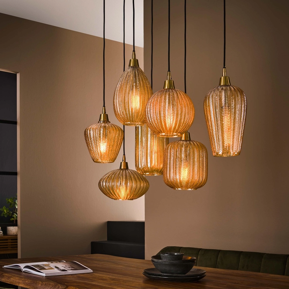 Essaal-Pendellampe V-Shape 7-Licht – geripptes Glas