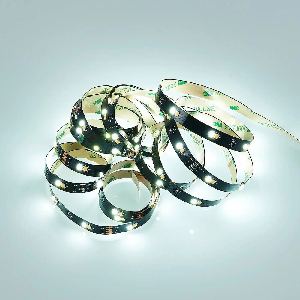 Schwarzer LED-Streifen Gaming Chip Trio 4017807577358