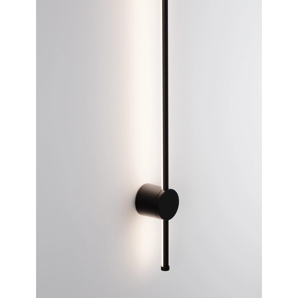 Design-Wandleuchte Ridge schwarz 97cm Lyora 5212017447289