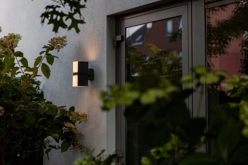 Schwarze Design-Wandleuchte Cuba red dot award Lutec 6939412011561