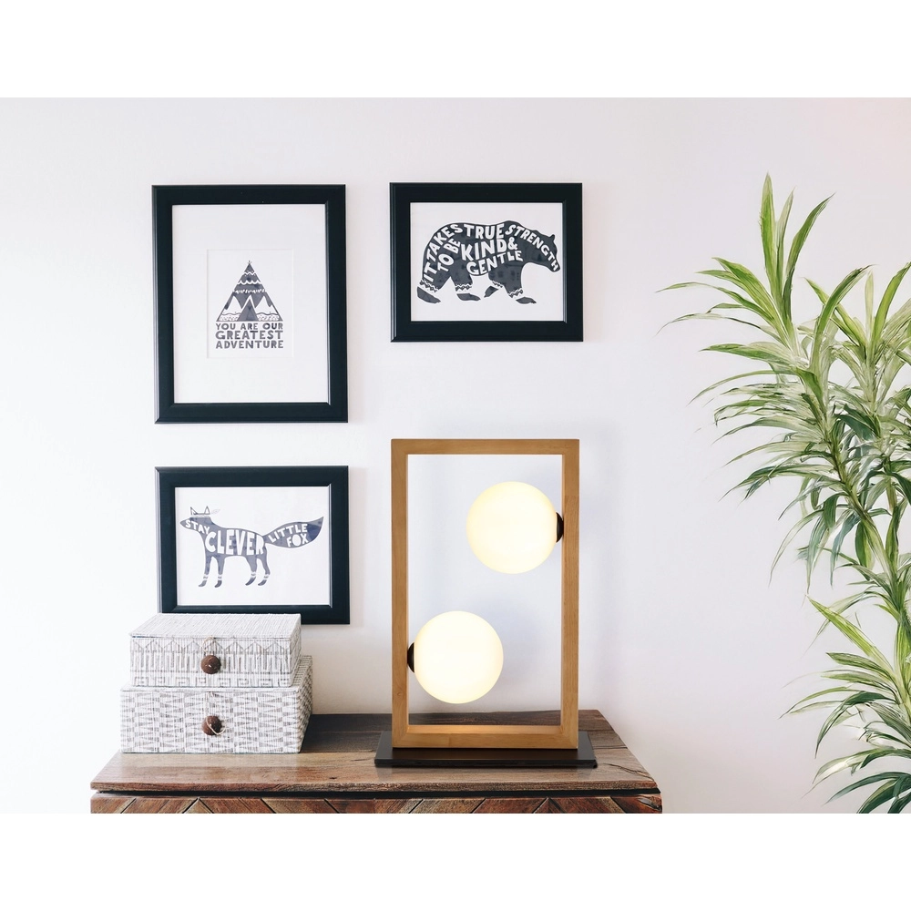 Moderne Tischlampe Nanda Schwarz mit Holz Globo 9007371510948