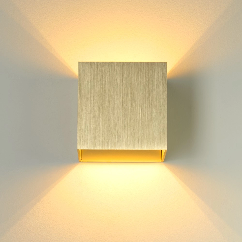 Aufputz-Spot Newton Auf & Ab Gold Searchlight 5053423285054