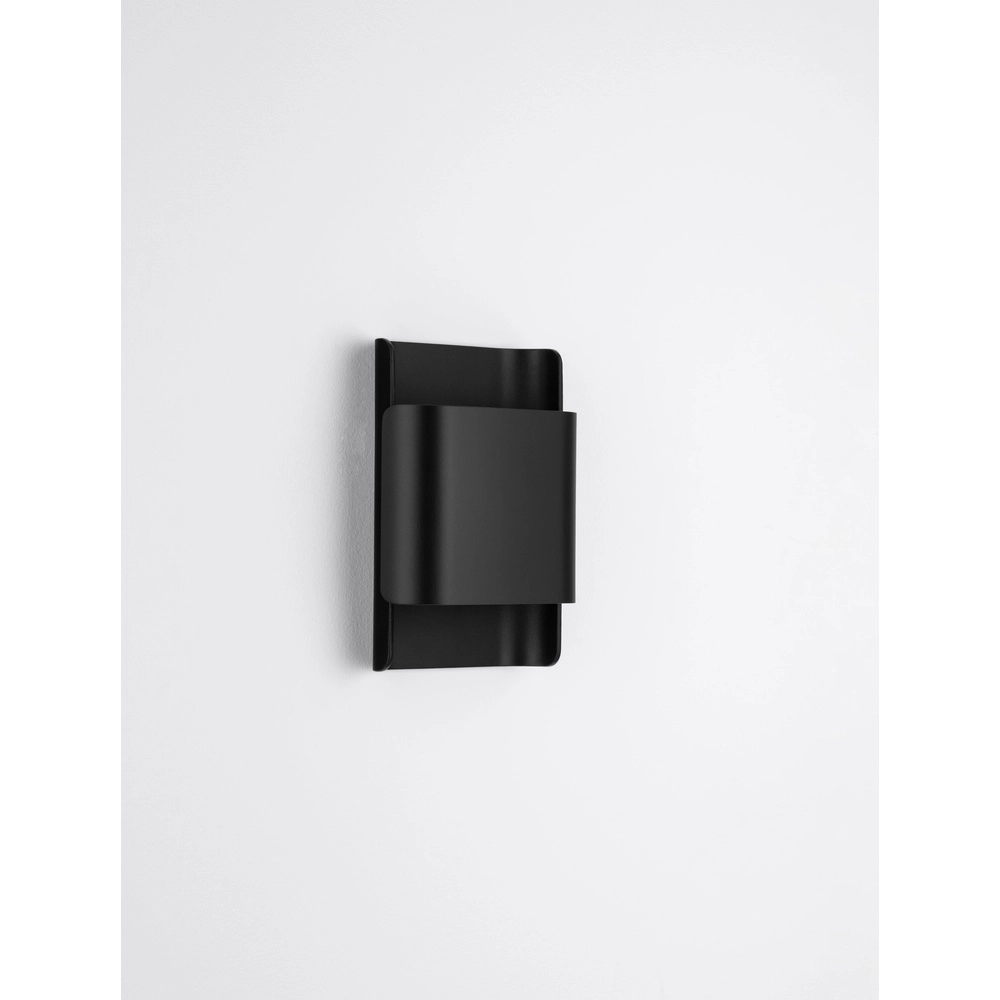 Schwarzer Aufbaustrahler Polly ca. 18cm Lyora 5212017465160