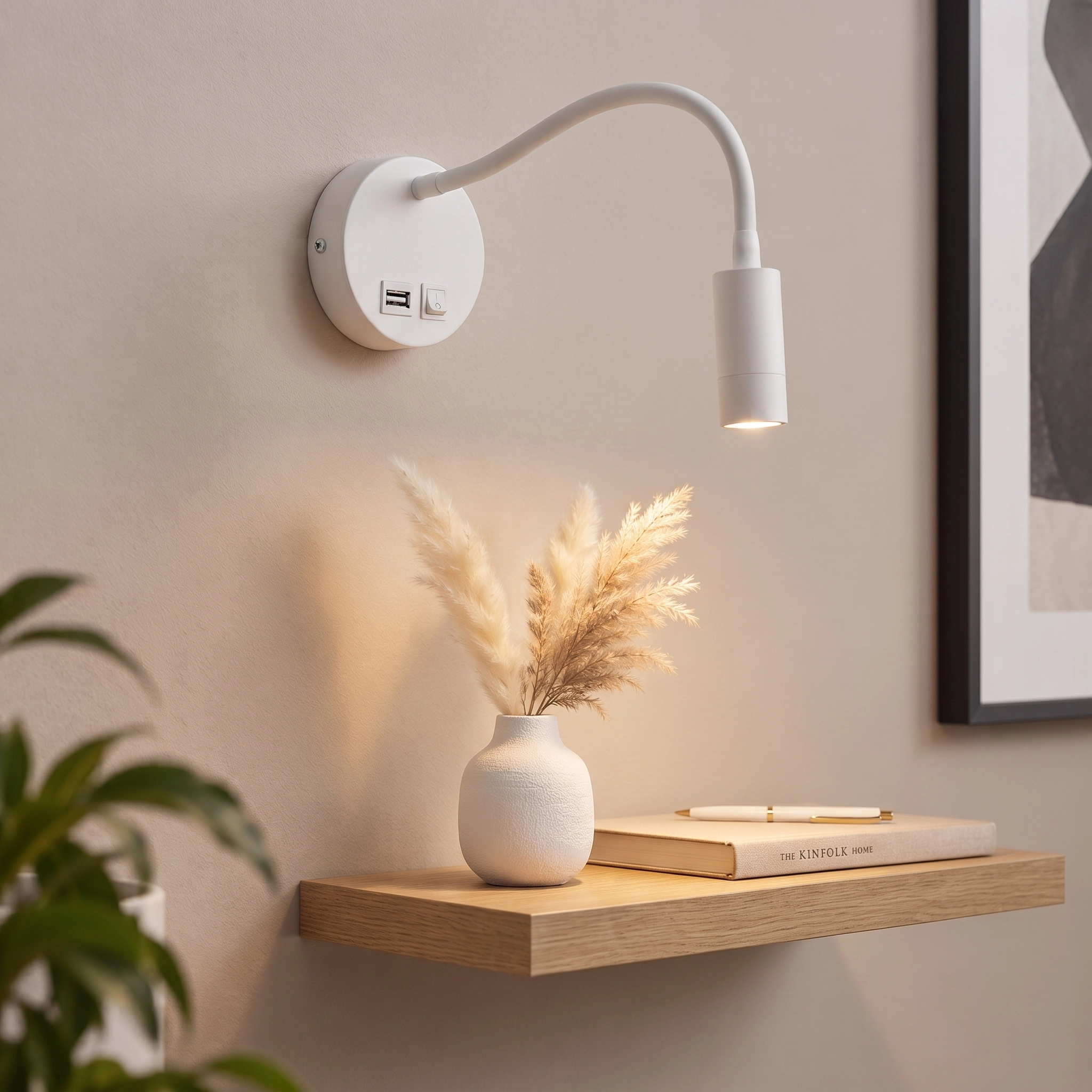 Weiße Wandleuchte Flexi-C Flexibel einstellbar