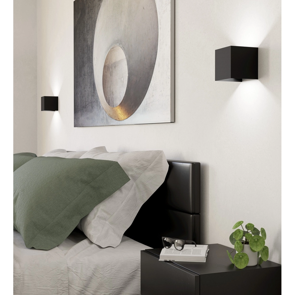 LED-Wandspot Valmontone Oben & Runter – Schwarz Eglo 9008606315963