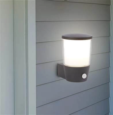 Wandleuchte Tucson mit Bewegungssensor Searchlight 5053423091846