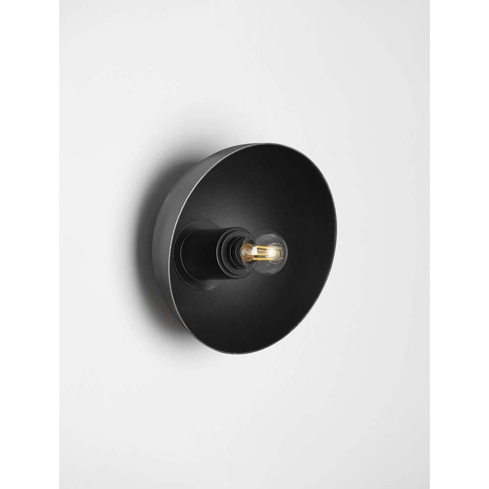 Design-Wandleuchte Onia Metall mit Schwarz