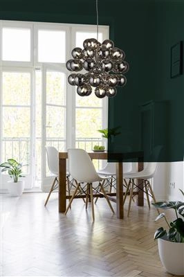 Hängelampe Glas Berry Globe 27-light schwarz mit Rauchglas Searchlight 5053423189550