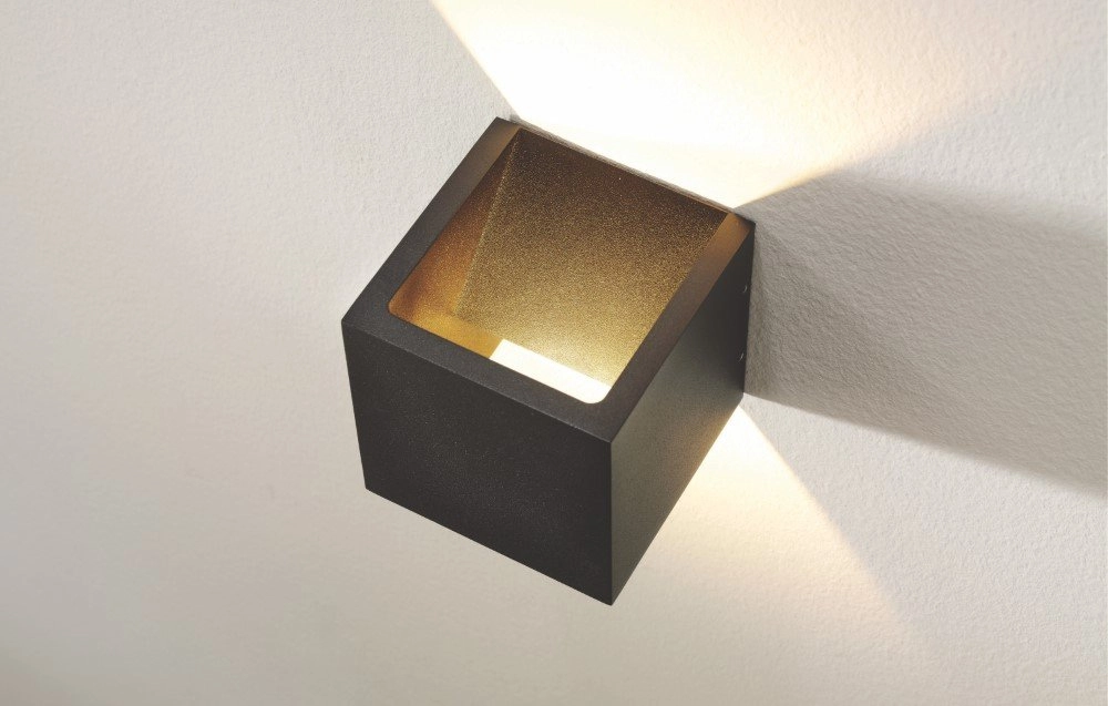 Design-Wandleuchte Cube schwarzes Quadrat Artdelight 8719831734313