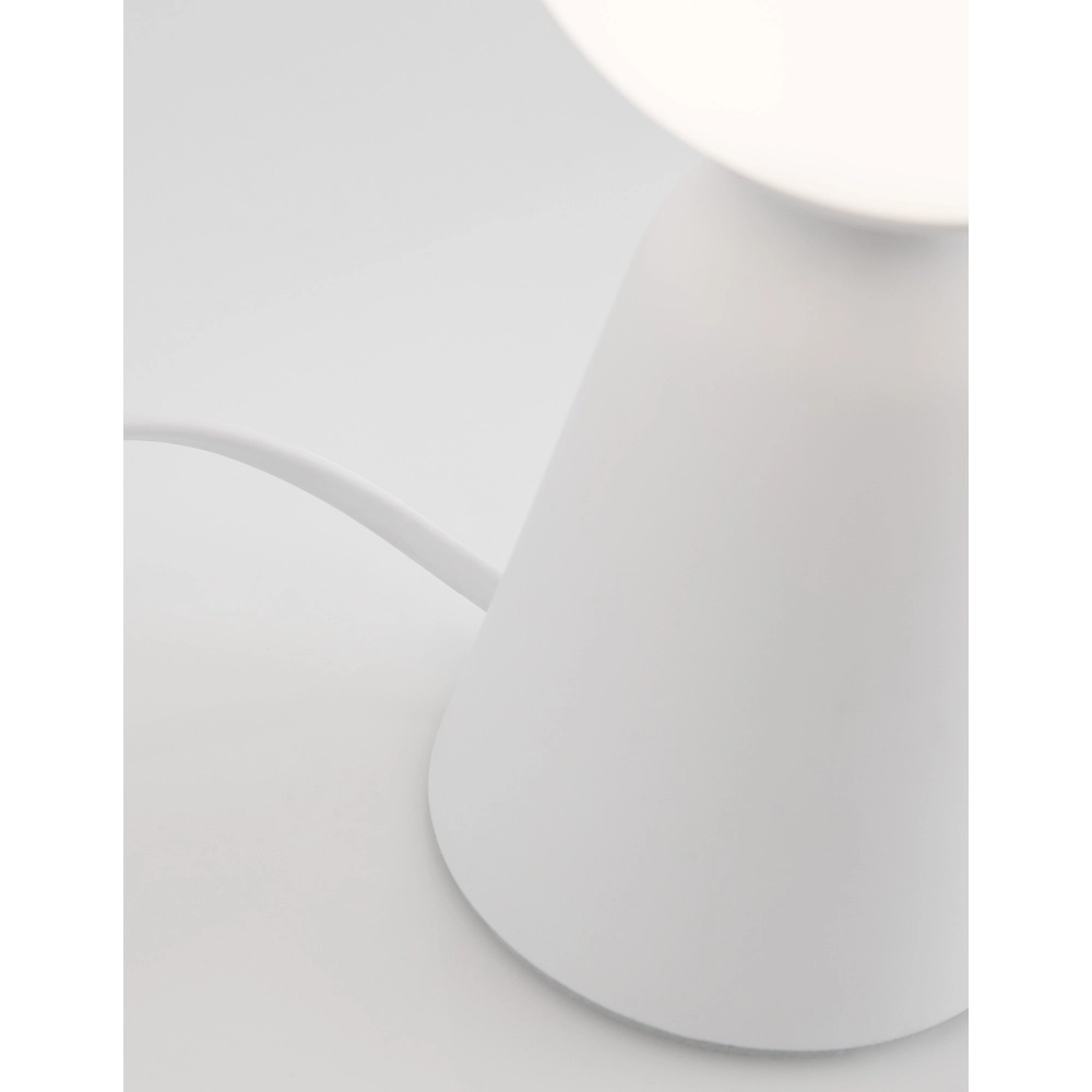 Design-Tischleuchte Zero weiß Lyora 5212017427786