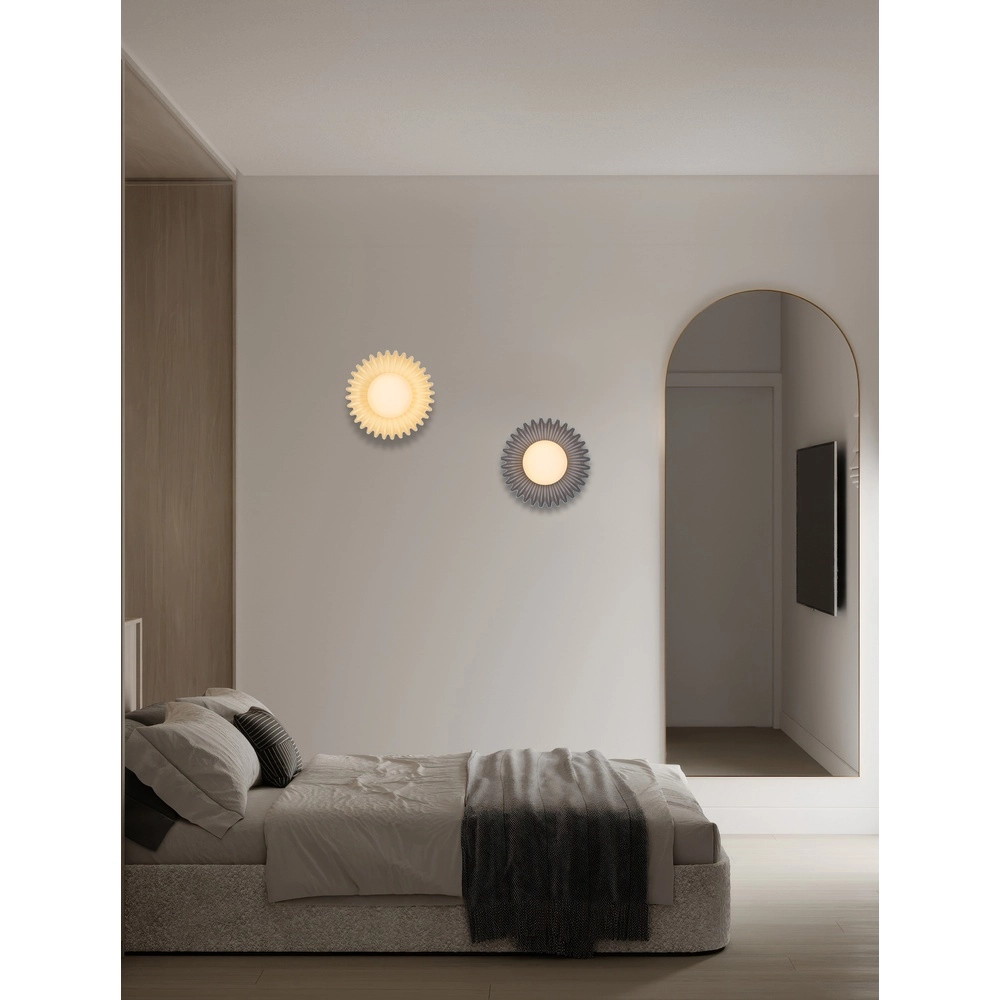 Wandleuchte Petel Blau mit weißem Glas Lyora 5212017483966