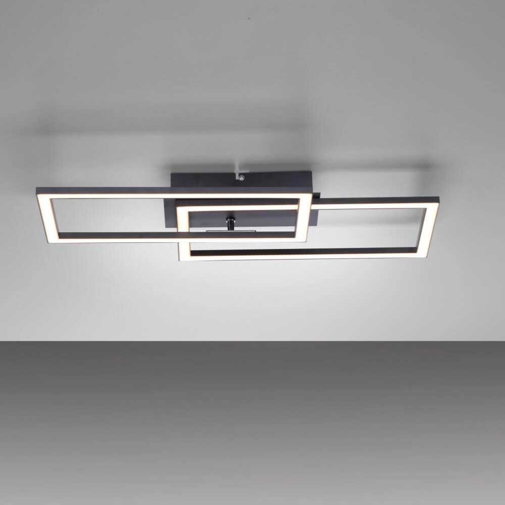 Schwarze Deckenlampe Iven mit LED Paul Neuhaus 4043689981983
