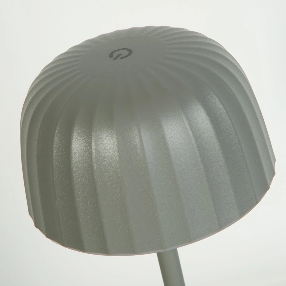 USB wiederaufladbare Tischleuchte Ezra schwarz Searchlight 5053423306131